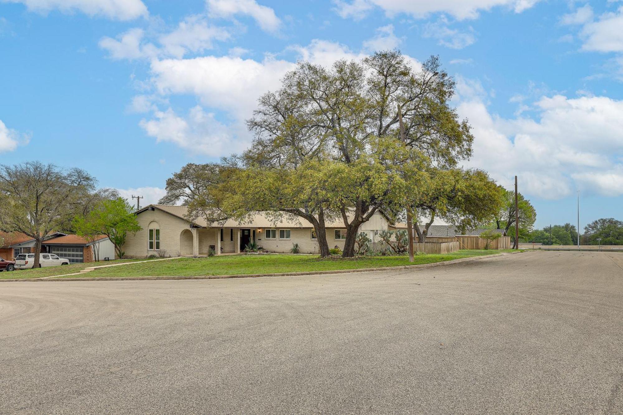 Charming San Antonio Abode About 10 Mi To River Walk! מראה חיצוני תמונה